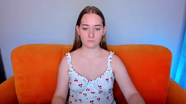 Snapshot of AlinaVice chatting on January 2025 04:25:01 AM AlinaVice online show from January 2025 04:25:01 AM