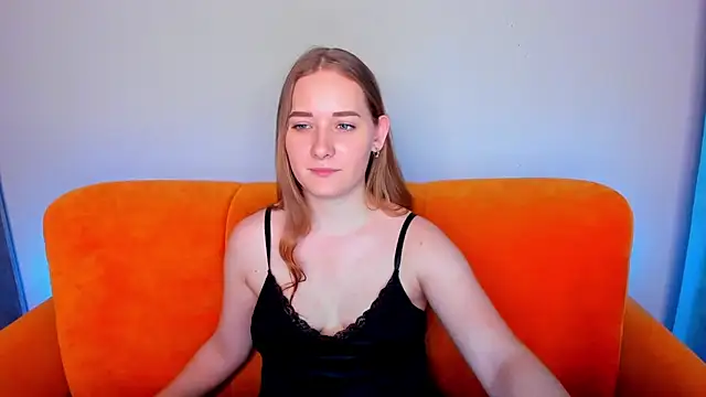 Snapshot of AlinaVice chatting on February 2025 07:13:01 AM AlinaVice online show from February 2025 07:13:01 AM