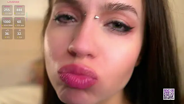 Snapshot of vivid_girls_vg chatting on December 2025 07:24:01 AM vivid girls vg online show from December 2025 07:24:01 AM