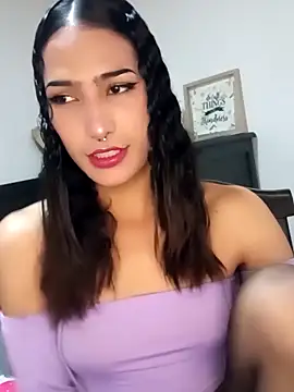 Lanna hott  online show from March 2025 08:15:02 PM