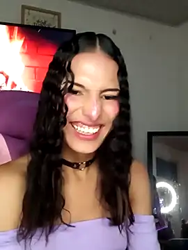 Lanna hott  online show from October 2025 11:27:01 PM