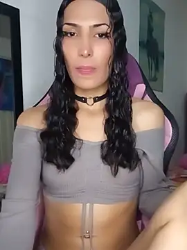 Lanna hott  online show from May 2026 08:18:02 PM