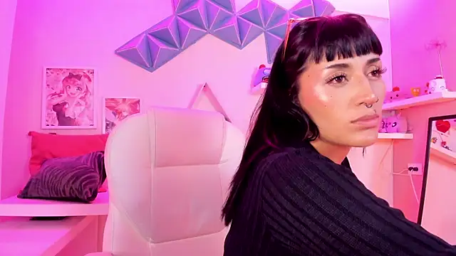 Valkiria ponce online show from April 2026 04:45:02 AM