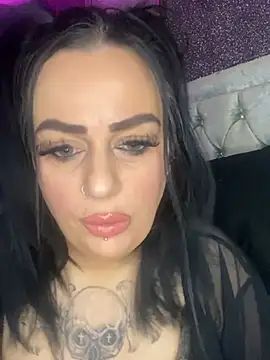 MissEssex online show from January 2025 12:37:02 PM