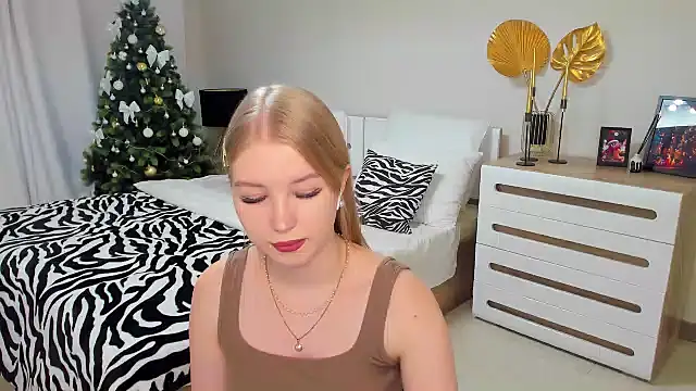 shy  lady online show from December 2024 06:16:02 PM