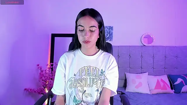 Snapshot of samy_lewis chatting on March 2025 01:16:01 AM samy lewis online show from March 2025 01:16:01 AM