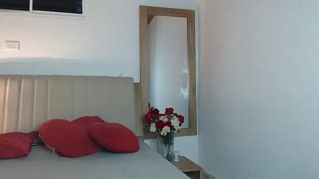 sabrina brunette online show from February 2026 02:43:01 AM