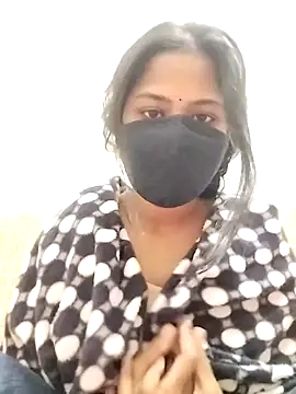 Snapshot of Sapna-80 chatting on December 2024 09:24:01 AM Sapna-80 online show from December 2024 09:24:01 AM