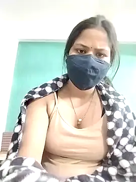 Snapshot of Sapna-80 chatting on December 2024 07:13:02 PM Sapna-80 online show from December 2024 07:13:02 PM