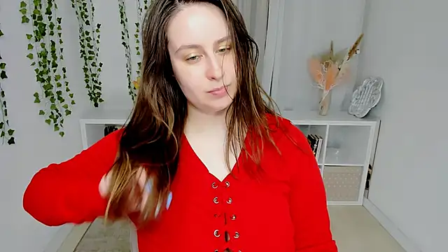 Lattea online show from June 2026 12:30:02 PM