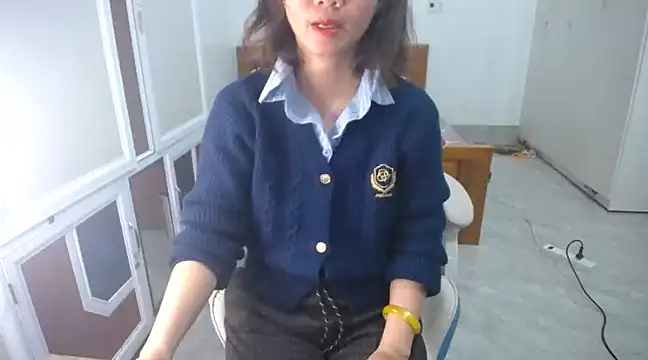 Snapshot of Susu204 chatting on February 2025 04:35:01 AM Susu204 online show from February 2025 04:35:01 AM