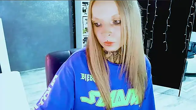 Snapshot of InesGold chatting on September 2025 07:31:01 AM InesGold online show from September 2025 07:31:01 AM