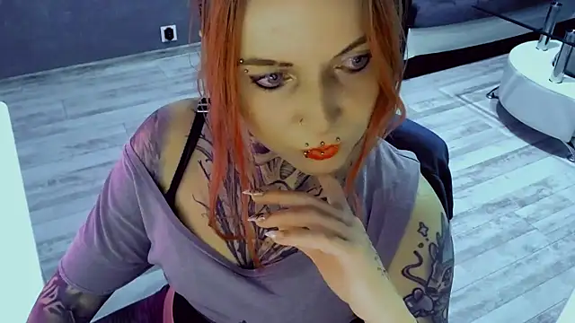 InesGold online show from February 2026 07:34:02 PM