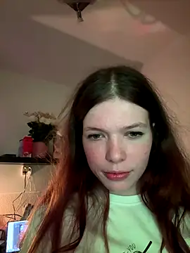 sophiamlf online show from December 2025 08:36:02 PM