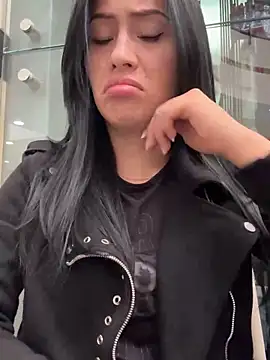 Snapshot of Sara_luna_ chatting on January 2025 04:32:02 PM Sara luna online show from January 2025 04:32:02 PM