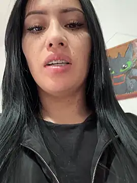 Snapshot of Sara_luna_ chatting on March 2025 10:28:02 PM Sara luna online show from March 2025 10:28:02 PM