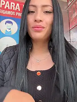 Snapshot of Sara_luna_ chatting on March 2025 03:46:02 PM Sara luna online show from March 2025 03:46:02 PM