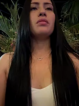 Sara luna  online show from November 2025 03:06:02 AM