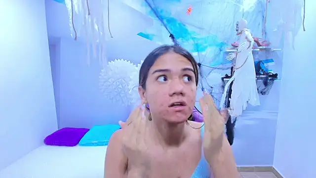 Snapshot of DEMI_LEED chatting on October 2025 11:34:02 AM DEMI LEED online show from October 2025 11:34:02 AM