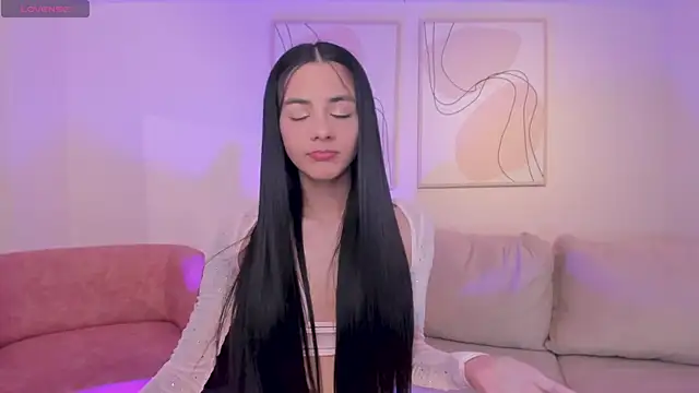HannahJamesX online show from April 2026 01:09:02 PM