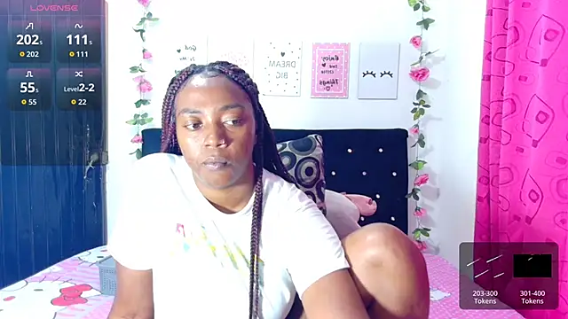 Snapshot of CiaraEbony chatting on November 2025 02:47:01 AM CiaraEbony online show from November 2025 02:47:01 AM