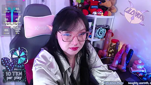 LiloMoon69 online show from December 2025 01:52:02 PM
