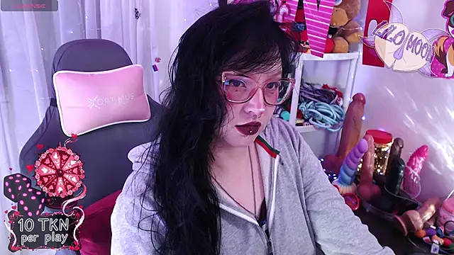 LiloMoon69 online show from February 2026 01:29:02 PM