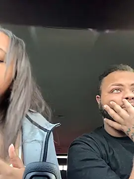 papijusto online show from November 2025 10:52:02 PM