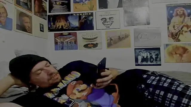 Snapshot of cloudyystar666 chatting on November 2025 06:05:02 AM cloudyystar666 online show from November 2025 06:05:02 AM