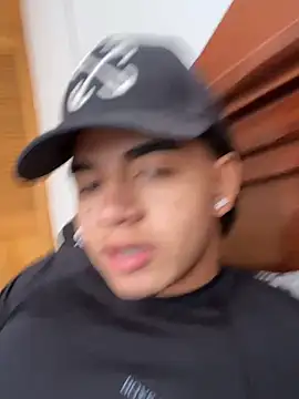 JoanG10 online show from April 2026 03:04:01 PM