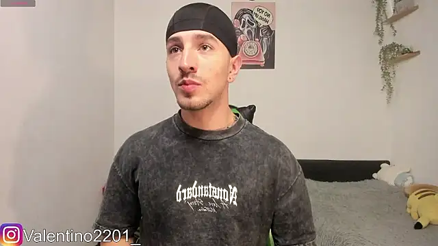 Valentino Xander online show from March 2026 06:32:01 AM