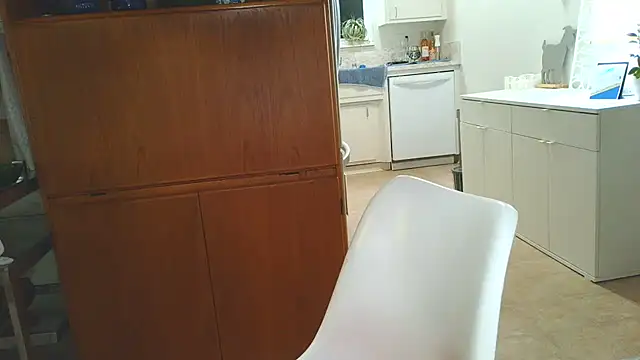 Snapshot of costanza7070 chatting on November 2025 04:22:02 AM costanza7070 online show from November 2025 04:22:02 AM