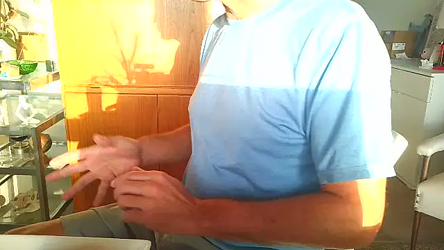 Snapshot of costanza7070 chatting on December 2025 12:04:01 AM costanza7070 online show from December 2025 12:04:01 AM