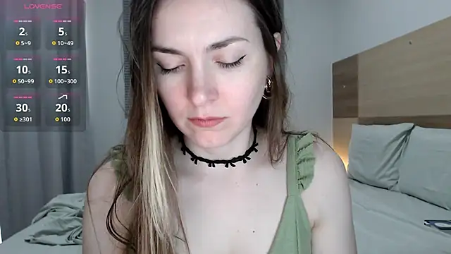 Naughty Annn online show from December 2025 01:38:01 PM