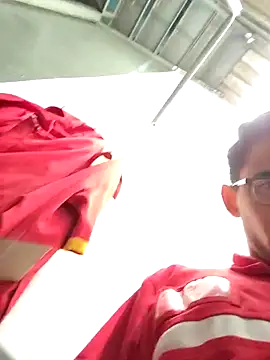 Snapshot of VL25DN26 chatting on November 2025 07:10:02 AM VL25DN26 online show from November 2025 07:10:02 AM