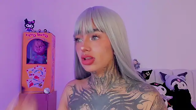 Snapshot of shadowcatt_ chatting on October 2025 08:37:02 PM shadowcatt online show from October 2025 08:37:02 PM