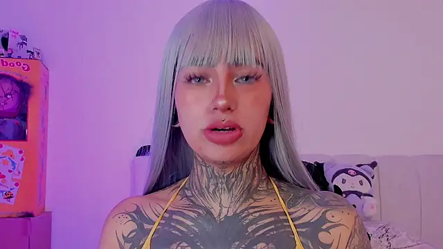 Snapshot of shadowcatt_ chatting on November 2025 08:03:01 PM shadowcatt online show from November 2025 08:03:01 PM