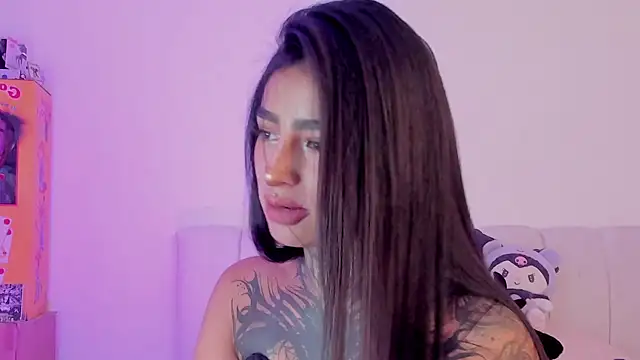 Snapshot of shadowcatt_ chatting on November 2025 09:03:02 PM shadowcatt online show from November 2025 09:03:02 PM