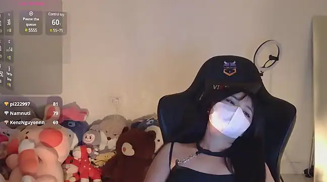 TimmyZi online show from December 2024 06:10:01 PM