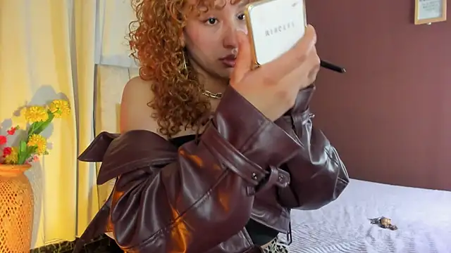 Snapshot of wini_fer chatting on October 2025 01:22:02 PM wini fer online show from October 2025 01:22:02 PM