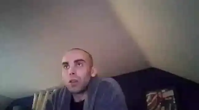 Snapshot of DrbigdickUK chatting on December 2024 10:45:01 PM DrbigdickUK online show from December 2024 10:45:01 PM