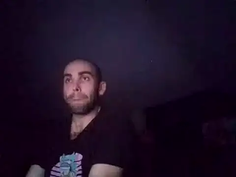 Snapshot of DrbigdickUK chatting on December 2024 01:36:02 AM DrbigdickUK online show from December 2024 01:36:02 AM