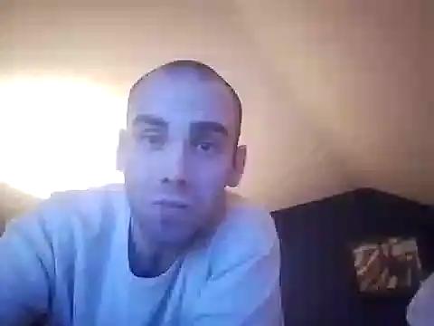 Snapshot of DrbigdickUK chatting on December 2024 01:23:01 AM DrbigdickUK online show from December 2024 01:23:01 AM