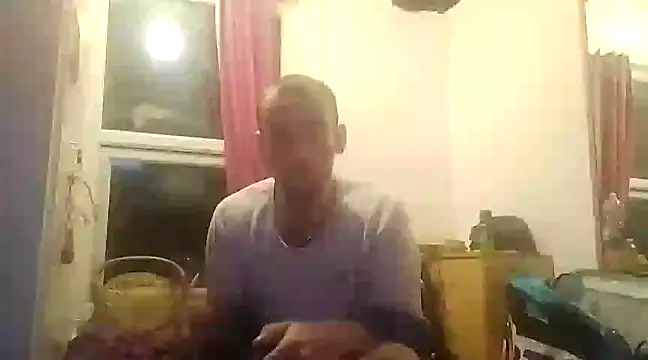 Snapshot of DrbigdickUK chatting on March 2025 10:15:02 PM DrbigdickUK online show from March 2025 10:15:02 PM