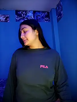 Nahiara velez online show from October 2025 11:41:02 PM