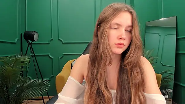 MaryannSoftt online show from January 2025 06:38:01 PM