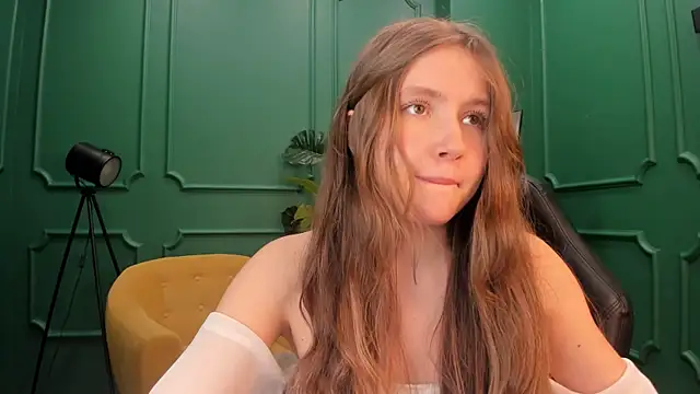 MaryannSoftt online show from January 2025 06:39:01 PM