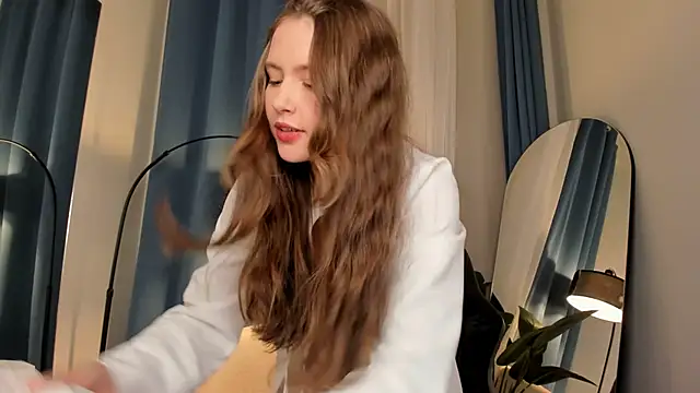 MaryannSoftt online show from October 2025 04:16:01 PM