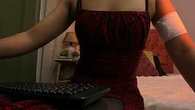 Snapshot of Zara_dulce chatting on October 2025 11:55:02 AM Zara dulce online show from October 2025 11:55:02 AM