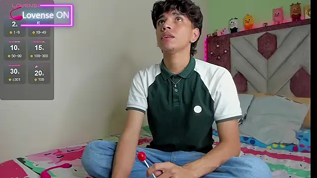 Santy carrington online show from November 2025 03:19:02 AM